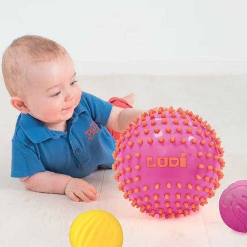 Coffret 3 Balles Sensorielles Roses – LUDI