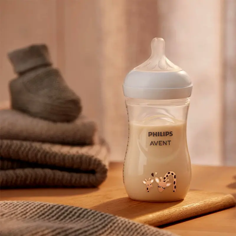 Biberon Philips Avent 260 ml avec Tétine Souple – Motif Girafe