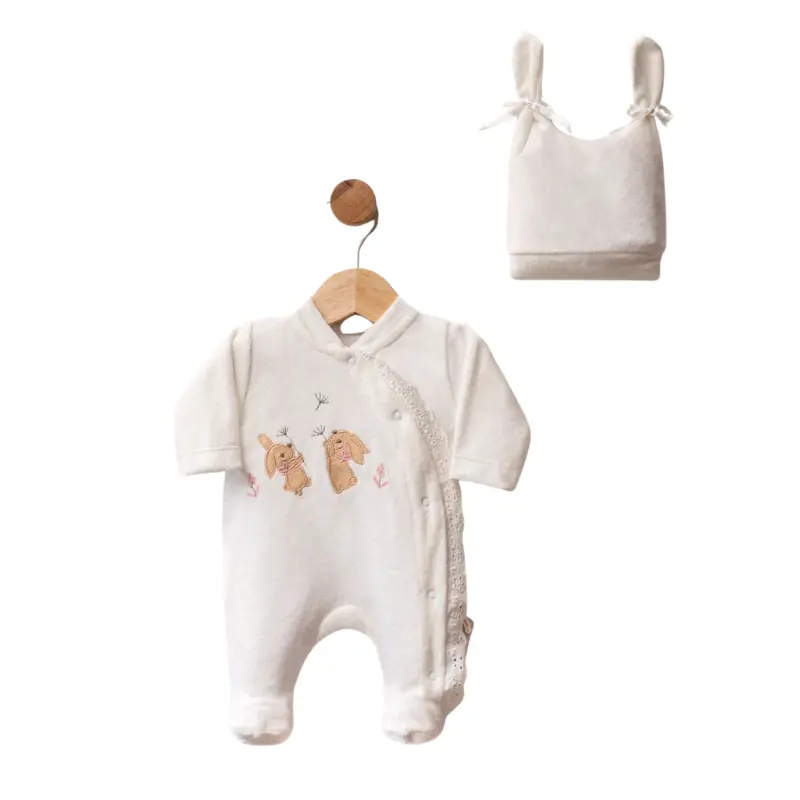 Grenouillère bébé en velours avec broderie lapins