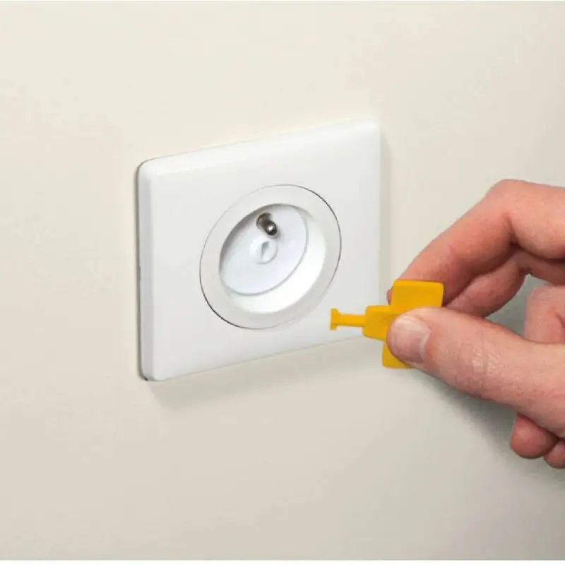 Inserts de prises Euro Safety 1st avec clés de retrait
