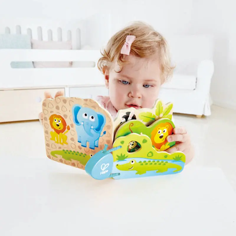 Livre pour bébés animaux sauvages Hape