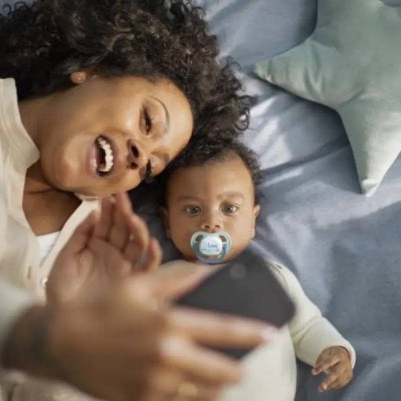 Philips Avent sucettes Ultra Air Happy 0-6 mois Banane-Cerise