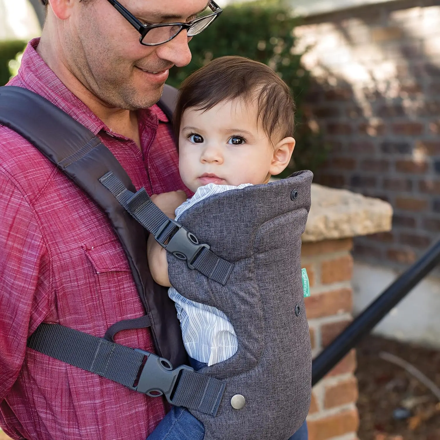 Porte-bébé convertible 4 en 1 Infantino Flip