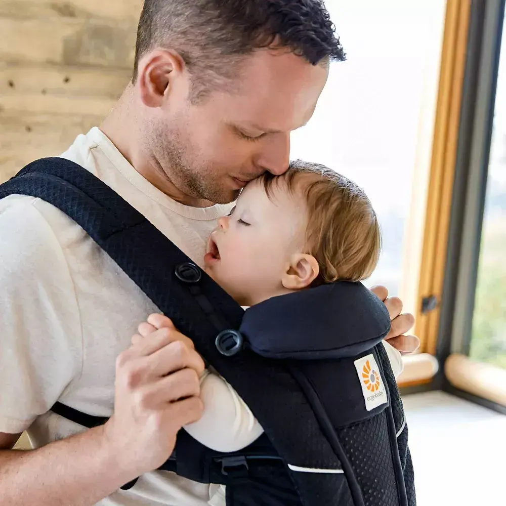 Porte-bébé Ergobaby Omni Breeze - Noir onyx