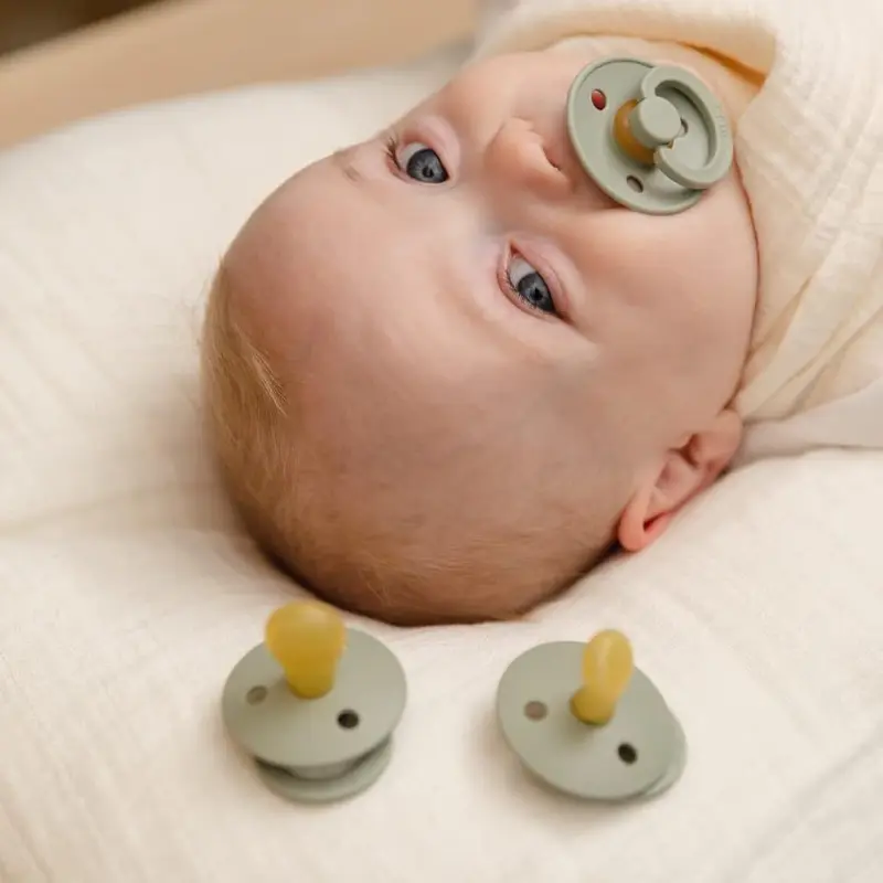 Sucettes BIBS Colour Symétriques – Sans BPA, Tétine Symétrique en Latex Naturel – Ivoire-Sauge