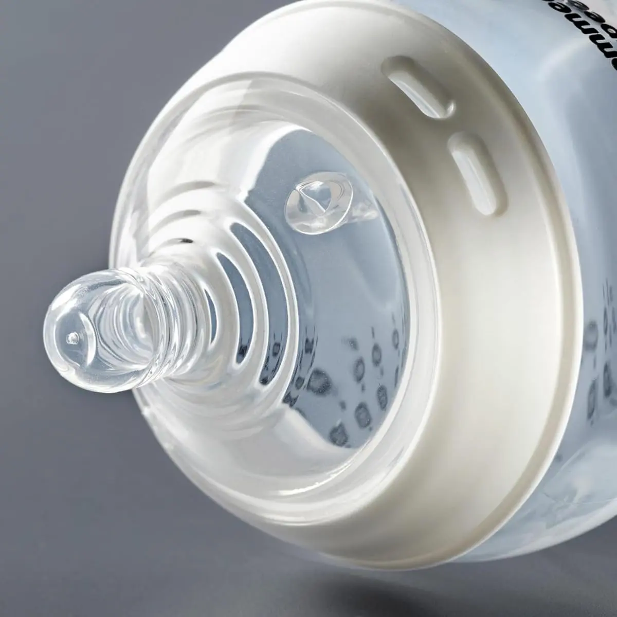 Tétines Tommee Tippee Natural Start pour biberon