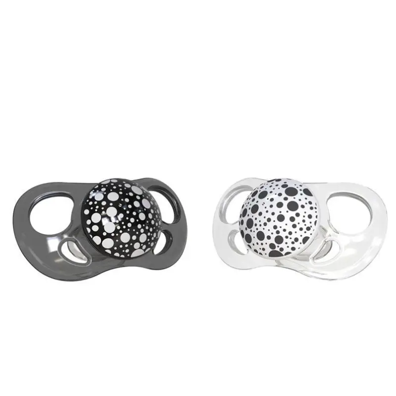 xx Twistshake 2X  Orthodontic pacifiers 6+M