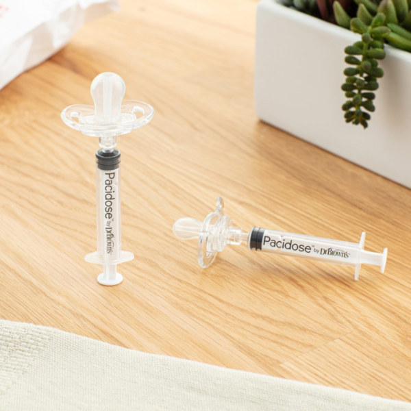 distributeur de medicaments avec seringue orale - Dr. Brown's